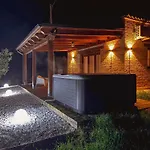Private Pool & Jacuzzi With View By Host Hero Monte San Pietrangeli