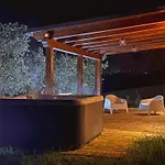 Private Pool & Jacuzzi With View By Host Hero Landhaus *