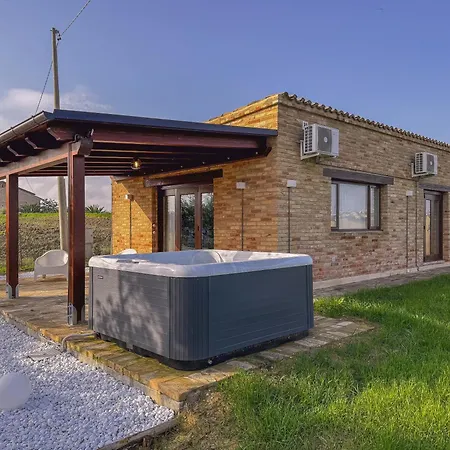 Jacuzzi E Comfort Nelle Colline Marchigiane *