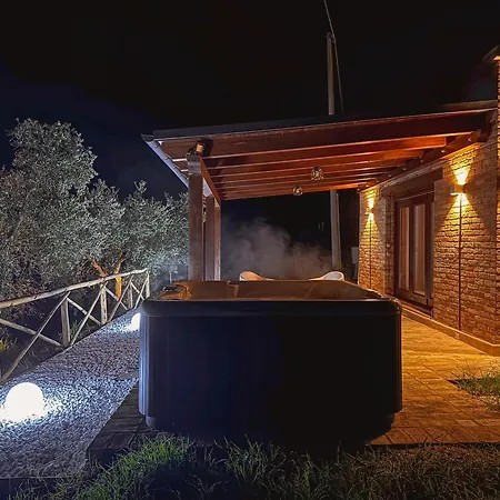 Jacuzzi E Comfort Nelle Colline Marchigiane Country house