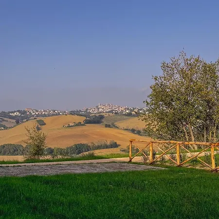 Country house Jacuzzi E Comfort Nelle Colline Marchigiane