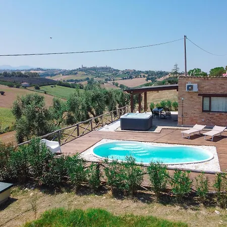 Casa rural Private Pool & Jacuzzi With View By Host Hero Monte San Pietrangeli